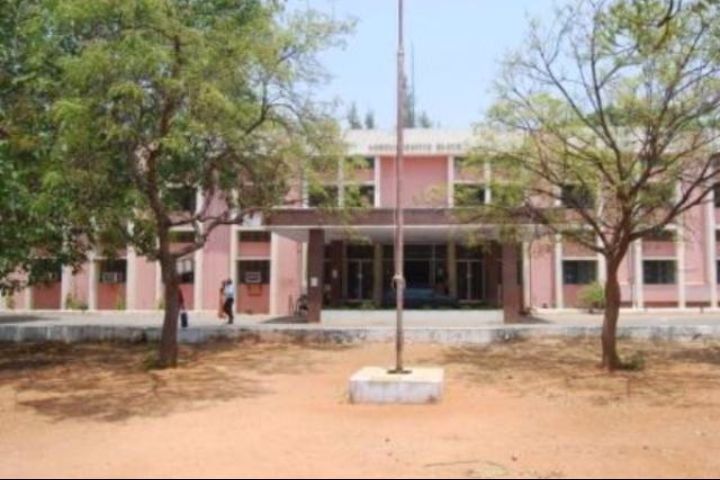 https://cache.careers360.mobi/media/colleges/social-media/media-gallery/4360/2018/10/4/Front View of Government College of Engineering Tirunelveli_Campus-View.jpg